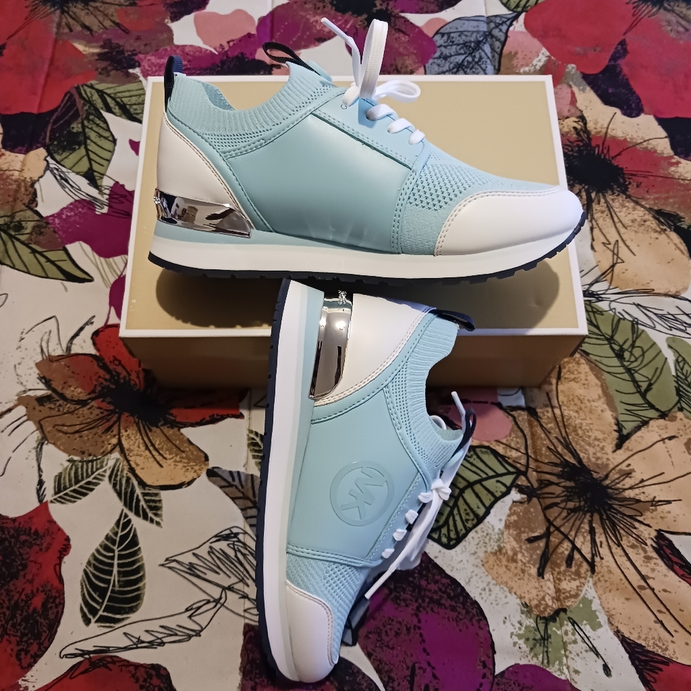 Michael Kors Dash Trainer Sneakers - Picture 8 of 10